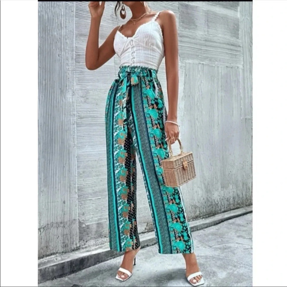 Boho Wide Leg Pants | Green Floral Paperbag Waist High Rise Vacation Look - Picture 3 of 3